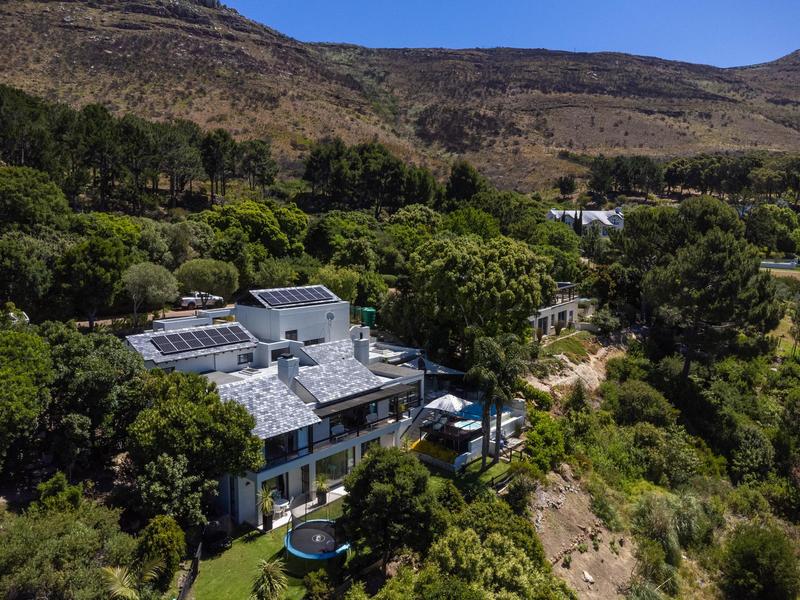 4 Bedroom Property for Sale in Steenberg Estate Western Cape